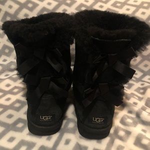 Black Bailey Bow Ugg Boots - Size 10